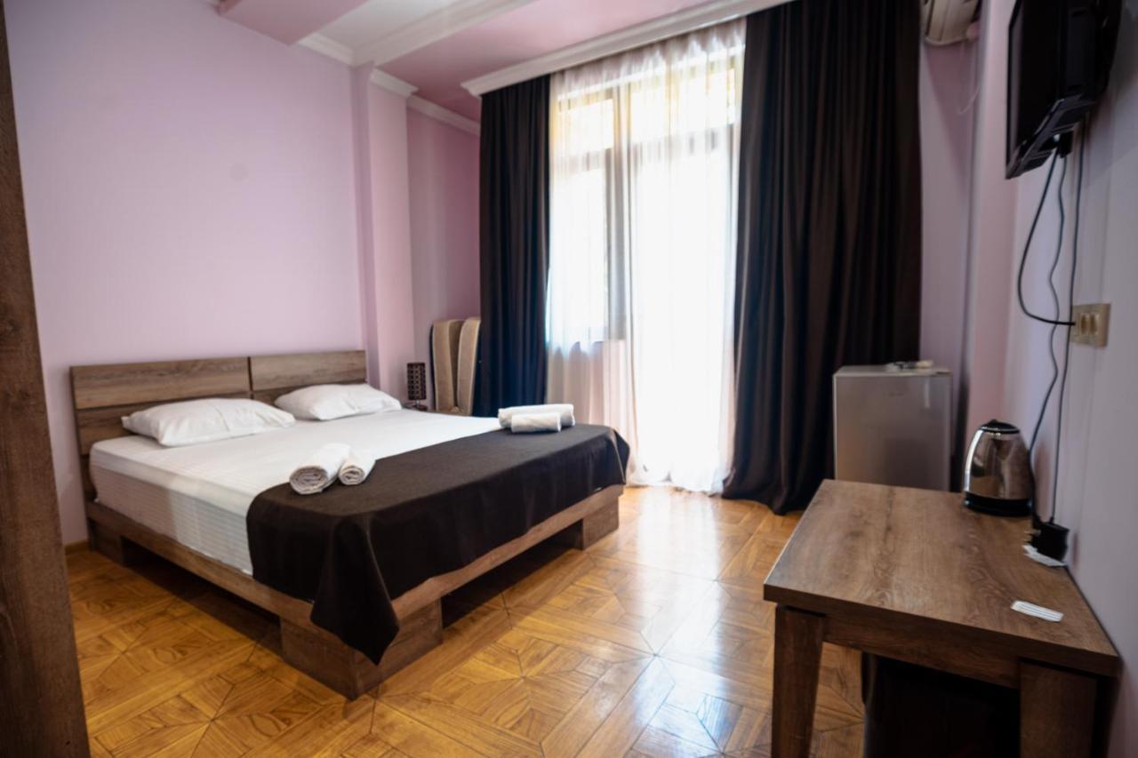 Porto Franco Hotel Batumi Exterior photo