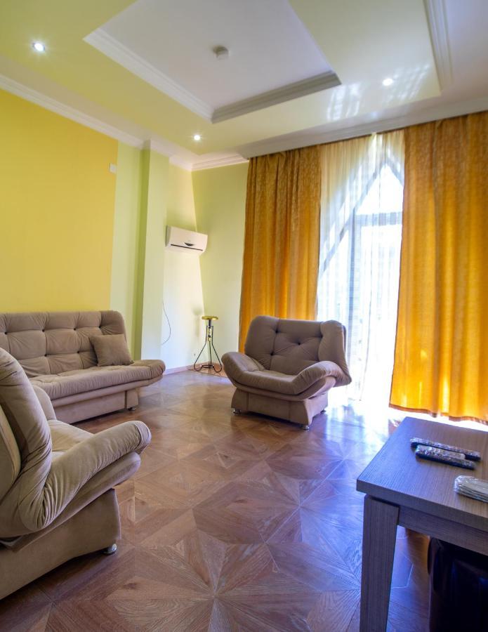 Porto Franco Hotel Batumi Exterior photo