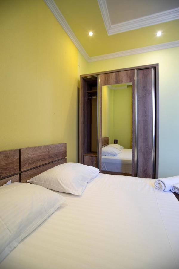 Porto Franco Hotel Batumi Exterior photo